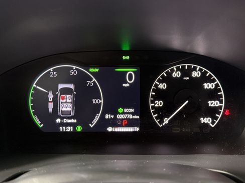 Used 2024 Honda CR-V Sport Touring image 18