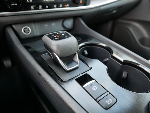 Certified 2023 Nissan Rogue SV AWD/4WD image 24