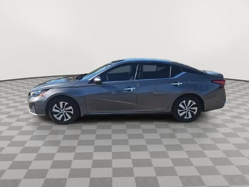 Used 2023 Nissan Altima 2.5 S image 5
