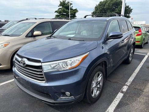 Used 2016 Toyota Highlander Limited AWD/4WD image 3