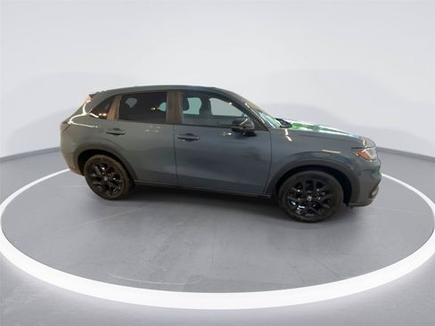 Used 2024 Honda HR-V Sport image 9
