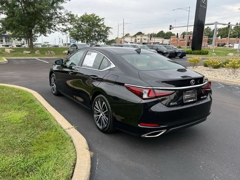 Used 2025 Lexus ES 350 w/ Premium Package FWD image 5