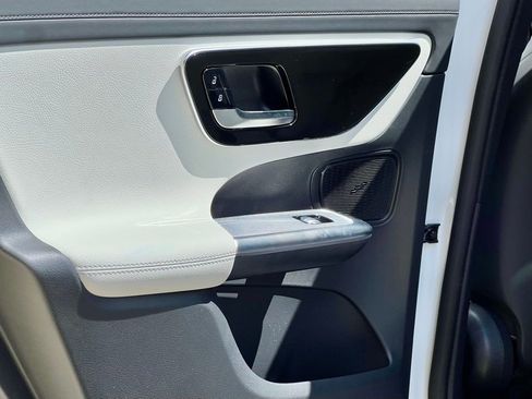 Certified 2025 Mercedes-Benz GLC 300 4MATIC w/ AMG Line image 27