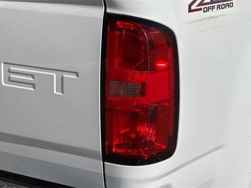 Used 2021 Chevrolet Colorado Z71 w/ Safety Package image 45