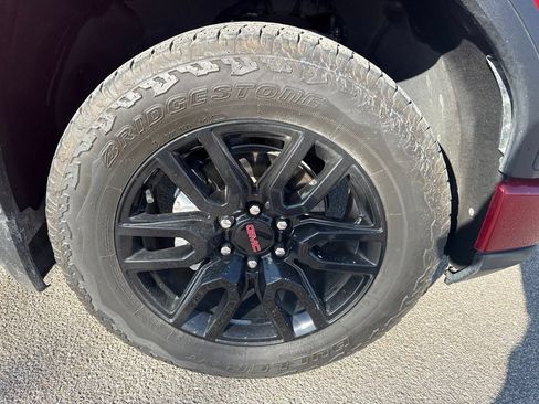 Certified 2024 GMC Sierra 1500 Elevation w/ Elevation Premium Package AWD/4WD image 6