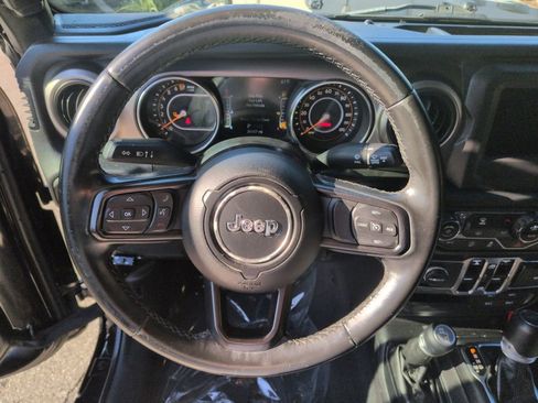 Certified 2020 Jeep Gladiator Sport w/ Quick Order Package 24S image 15