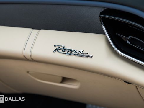Used 2024 Ferrari Roma Spider RWD image 36