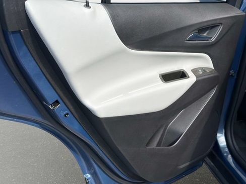 Used 2024 Chevrolet Equinox LT FWD image 10