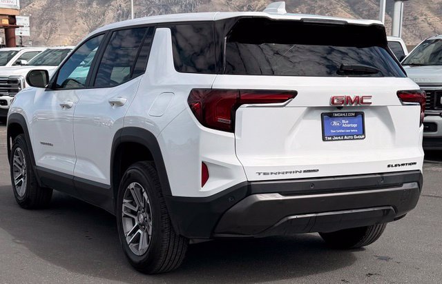 Used 2025 GMC Terrain Elevation AWD/4WD image 4