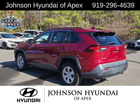 Used 2020 Toyota RAV4 LE image 16