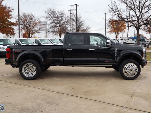 Used 2026 Ford F450 King Ranch w/ Chrome Package image 2