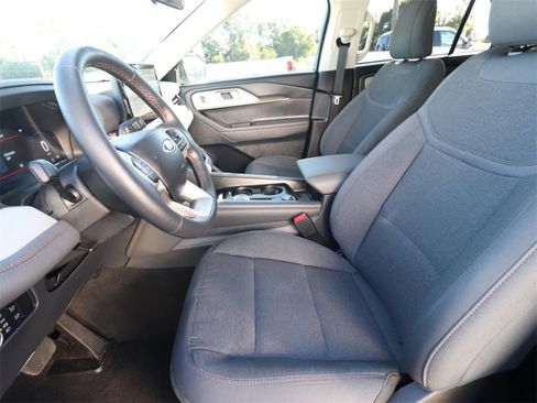 Certified 2025 Ford Explorer Active image 2