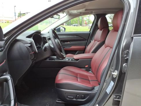 Used 2025 MAZDA CX-50 AWD 2.5 Hybrid w/ Premium Pkg image 13