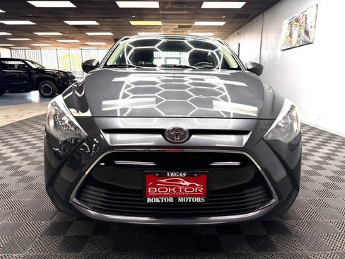 Used 2017 Toyota Yaris iA FWD image 4