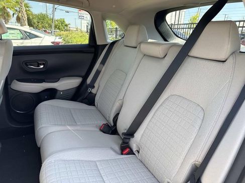 New 2026 Honda HR-V LX image 4