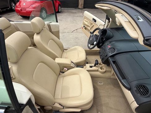 Used 2004 Volkswagen Beetle GLS FWD image 52