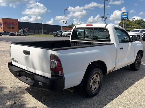 Used 2011 Toyota Tacoma 2WD Regular Cab image 5
