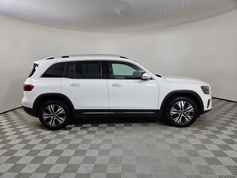 Certified 2025 Mercedes-Benz GLB 250 4MATIC image 12