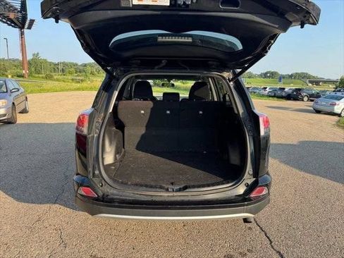 Used 2016 Toyota RAV4 XLE AWD/4WD image 48