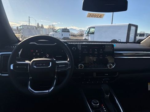 New 2026 GMC Canyon Elevation w/ Convenience Package image 13