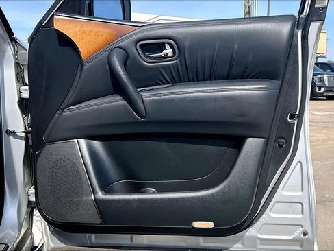 Used 2012 INFINITI QX56 4WD w/ Theater Pkg image 23