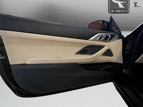 Used 2021 BMW 430i Coupe w/ Premium Package image 17