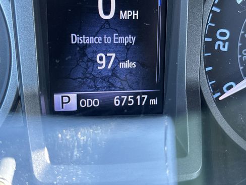 Used 2018 Toyota Tacoma TRD Sport image 24