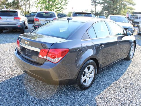 Used 2016 Chevrolet Cruze LT image 7