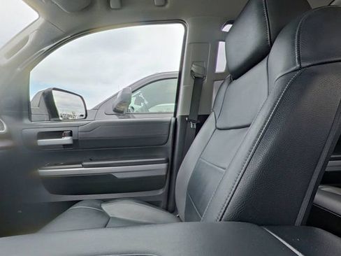 Used 2019 Toyota Tundra Limited w/ Limited Premium Package AWD/4WD image 31