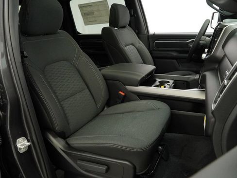 New 2026 RAM 1500 Big Horn AWD/4WD image 32