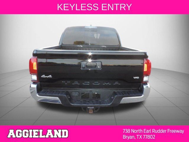Used 2023 Toyota Tacoma SR5 AWD/4WD image 5