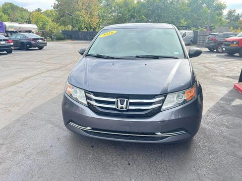 Used 2016 Honda Odyssey LX image 2