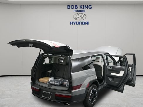 New 2026 Hyundai Santa Fe SE FWD image 17