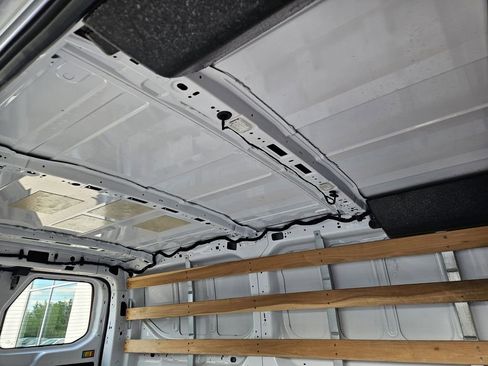 Used 2024 Ford Transit 250 Low Roof w/ Exterior Upgrade Package RWD image 25