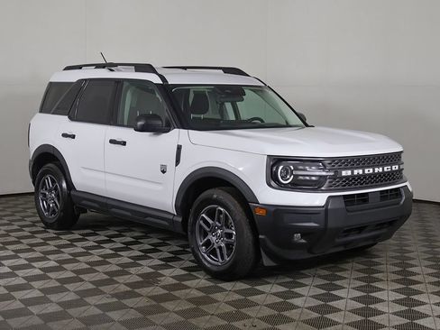 Used 2025 Ford Bronco Sport Big Bend w/ Convenience Package AWD/4WD image 2