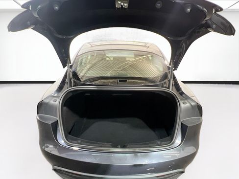 Used 2024 Tesla Model 3 Standard Range RWD image 20