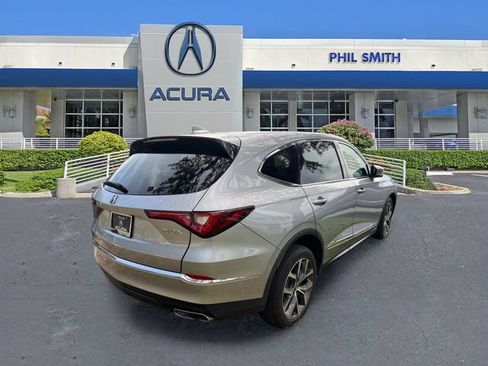 Used 2024 Acura MDX w/ Technology Package FWD image 7