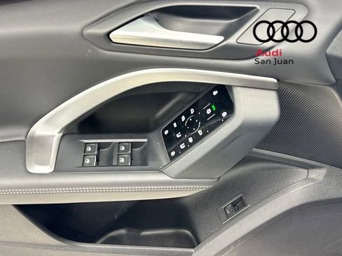 Certified 2025 Audi Q5 2.0T Premium w/ Convenience Package image 31