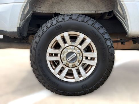 Used 2018 Ford F250 XL w/ STX Appearance Package AWD/4WD image 12