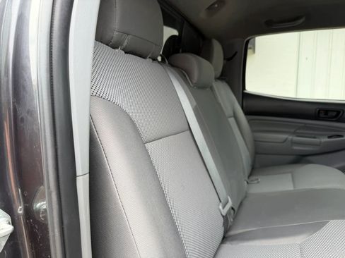 Used 2014 Toyota Tacoma 4x4 Double Cab w/ TRD Off-Road Package image 11