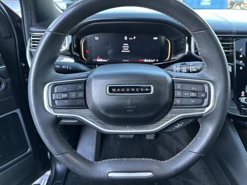 Used 2022 Jeep Wagoneer Series III w/ Premium Group I image 28