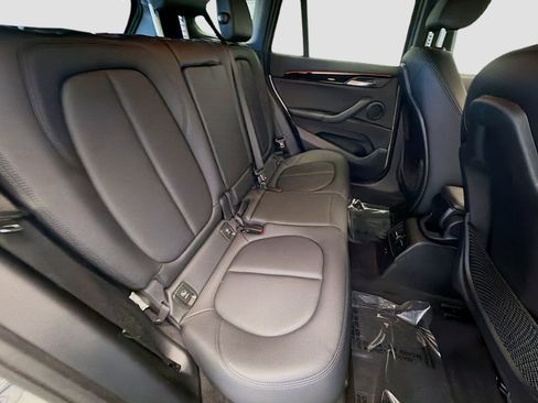 Used 2021 BMW X1 sDrive28i image 14