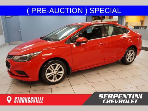 Used 2016 Chevrolet Cruze LT FWD image 1