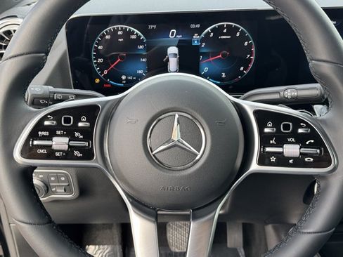 Used 2023 Mercedes-Benz GLA 250 image 24