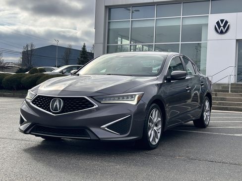 Used 2019 Acura ILX image 3