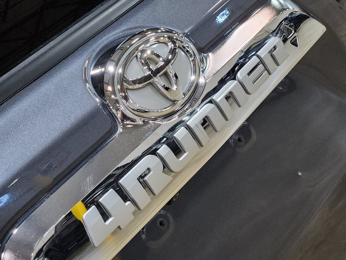Used 2015 Toyota 4Runner Limited RWD image 25