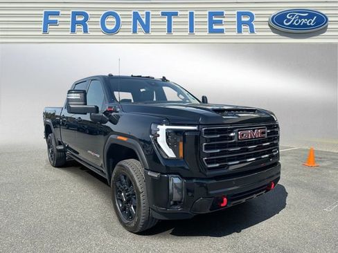 Used 2024 GMC Sierra 3500 AT4 w/ AT4 Premium Plus Package AWD/4WD image 8
