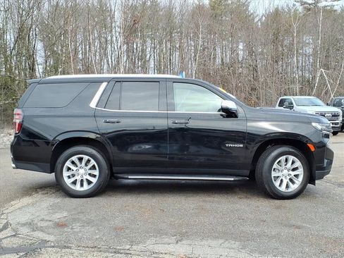 Used 2024 Chevrolet Tahoe Premier AWD/4WD image 3