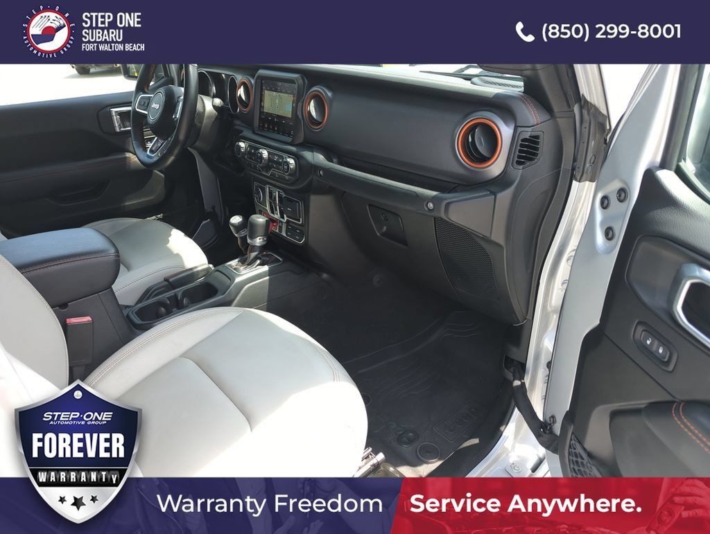 Used 2023 Jeep Gladiator Mojave w/ Cold Weather Group AWD/4WD image 33