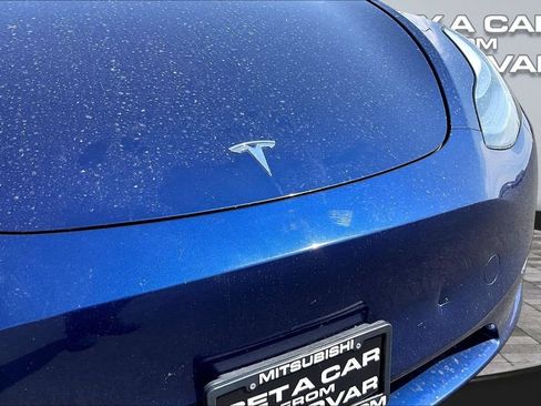 Used 2023 Tesla Model Y Long Range AWD/4WD image 28